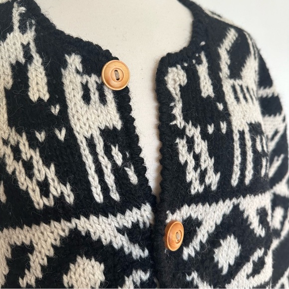 Rare Vintage Super Chunky 100% Wool Handknitted Cardigan Sweater Express Tricot - Picture 3 of 9